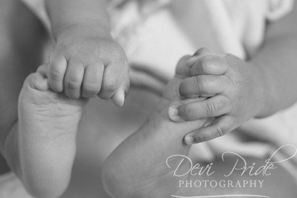 babyphotos-jasmine6months-devipridephotography52bw